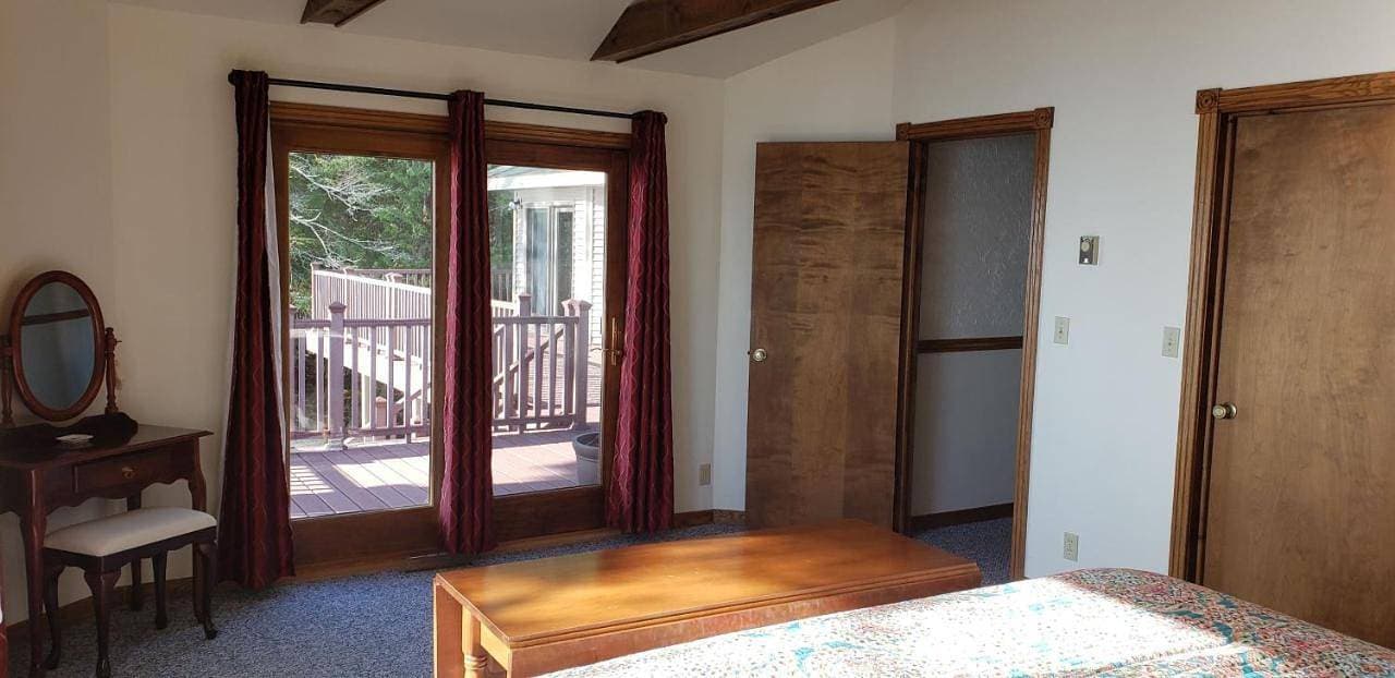Foto 9 von 27: Four-Bedroom House