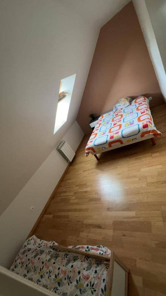 Foto 11 von 12: Three-Bedroom House