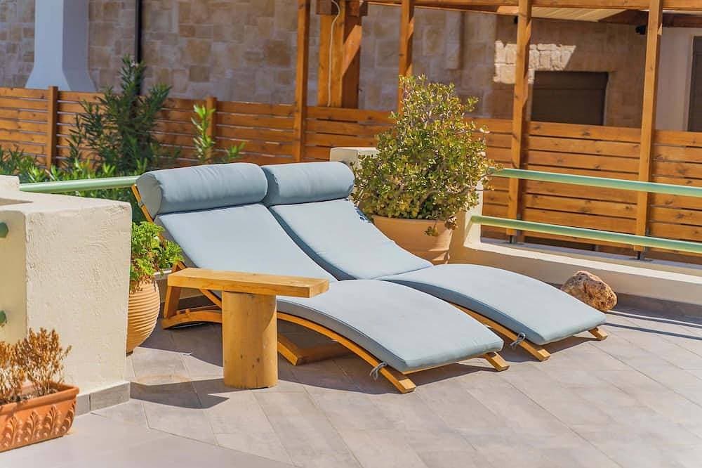 Elounda Poseidon Studio, Cozy Nest Near the Sea 1