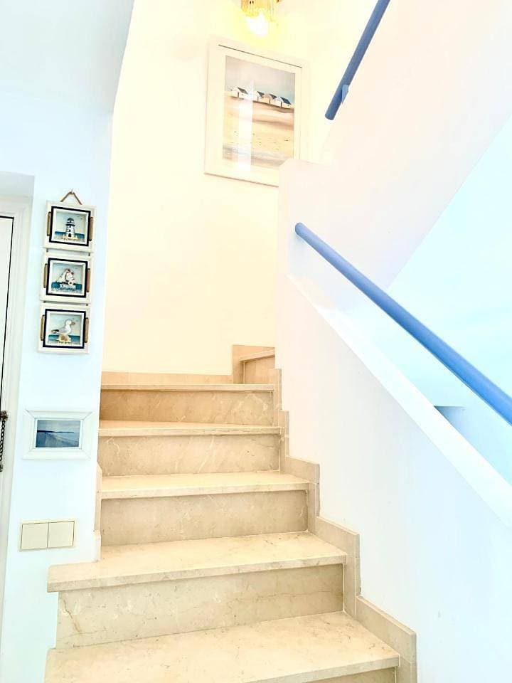 Foto 7 von 49: Duplex Apartment