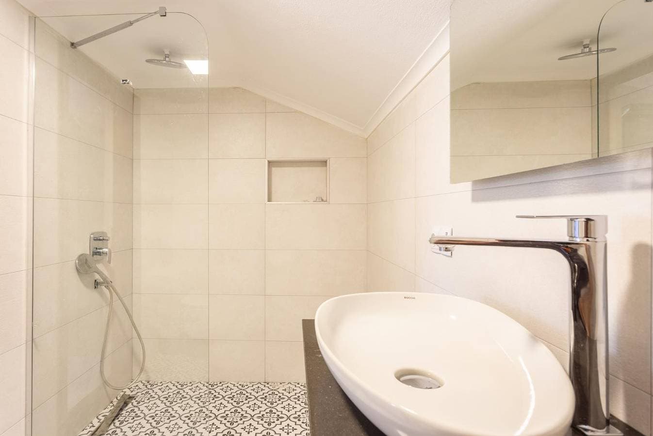 Foto 9 von 17: Villa für 4 Personen mit Balkon