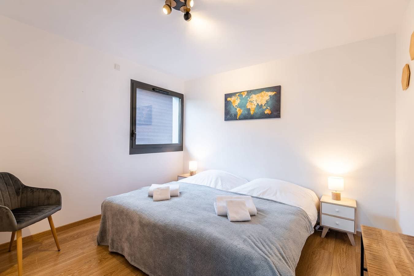 Foto 7 von 17: Ferienwohnung für 6 Personen mit Seeblick