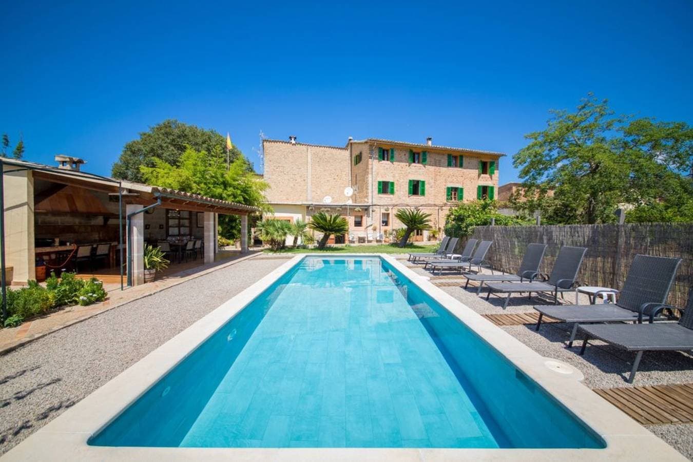 Villa Rae 1