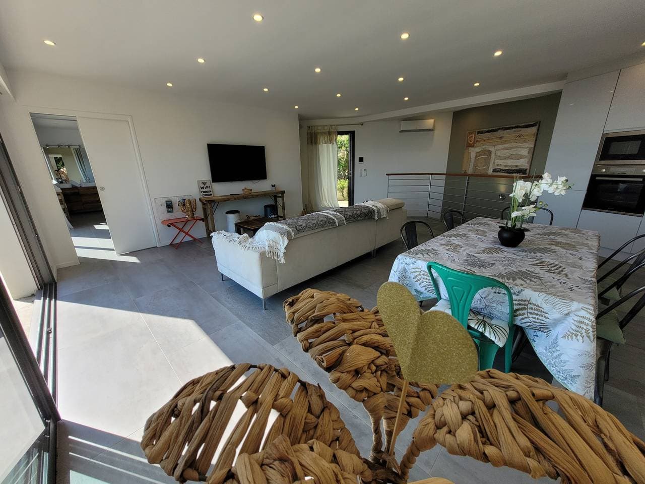 Foto 3 von 45: Villa 'Kaloha' mit Panoramablick auf die Bucht von Cannes und privatem Pool