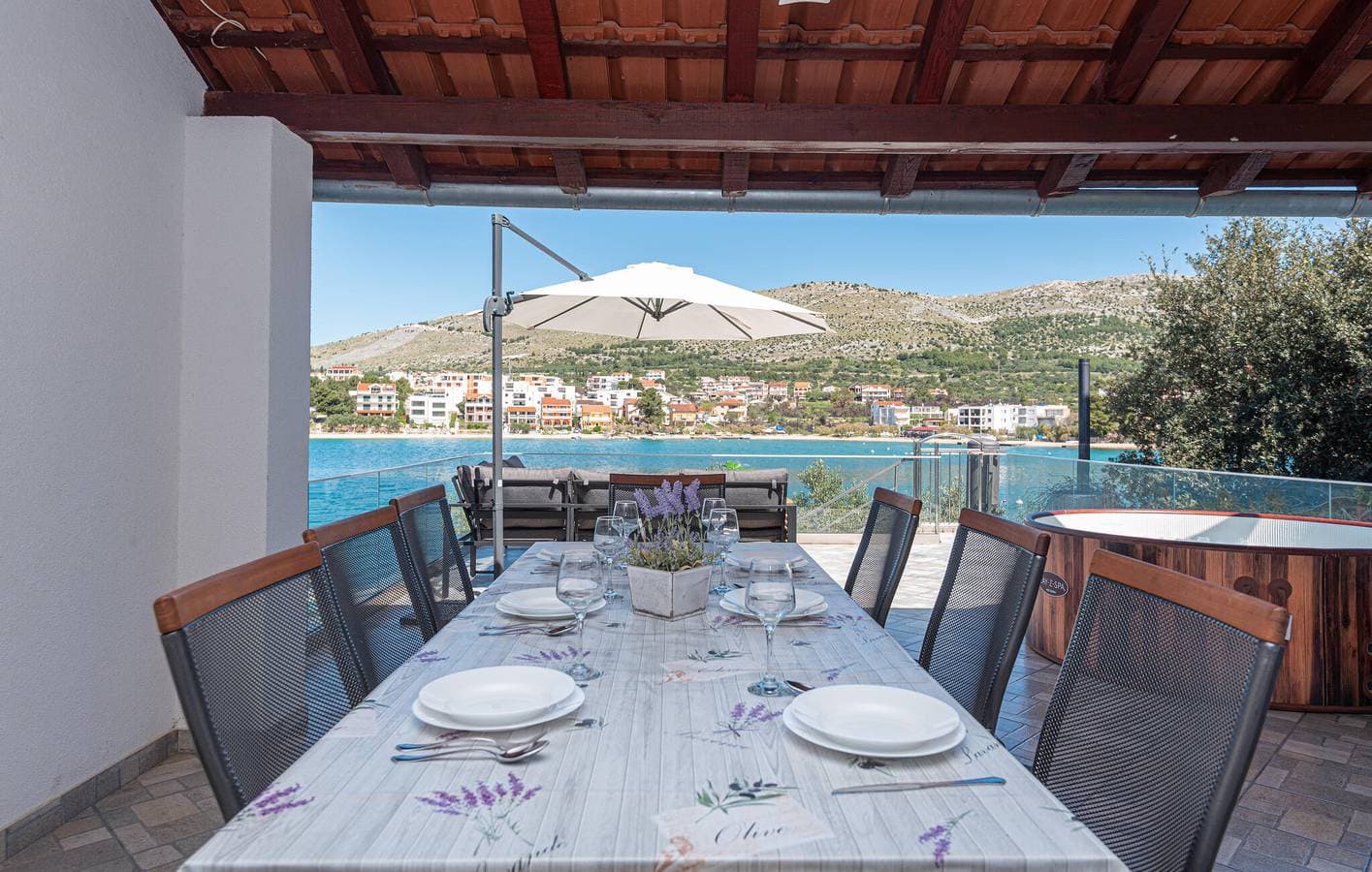 Foto 4 von 46: Charmante 2-Zimmer-Wohnung mit Terrasse, 300 m vom Strand Camp Vala entfernt