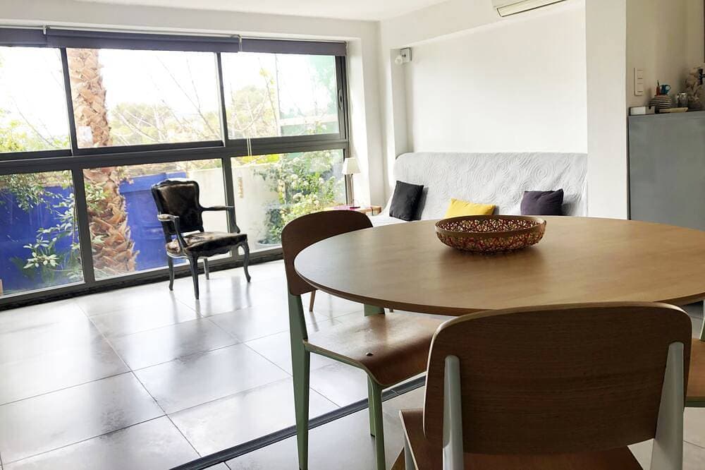 Foto 12 von 24: Cassis Großes Studio, Terrasse, Dorf und Strand zu Fuß, privater Parkplatz in der Provence