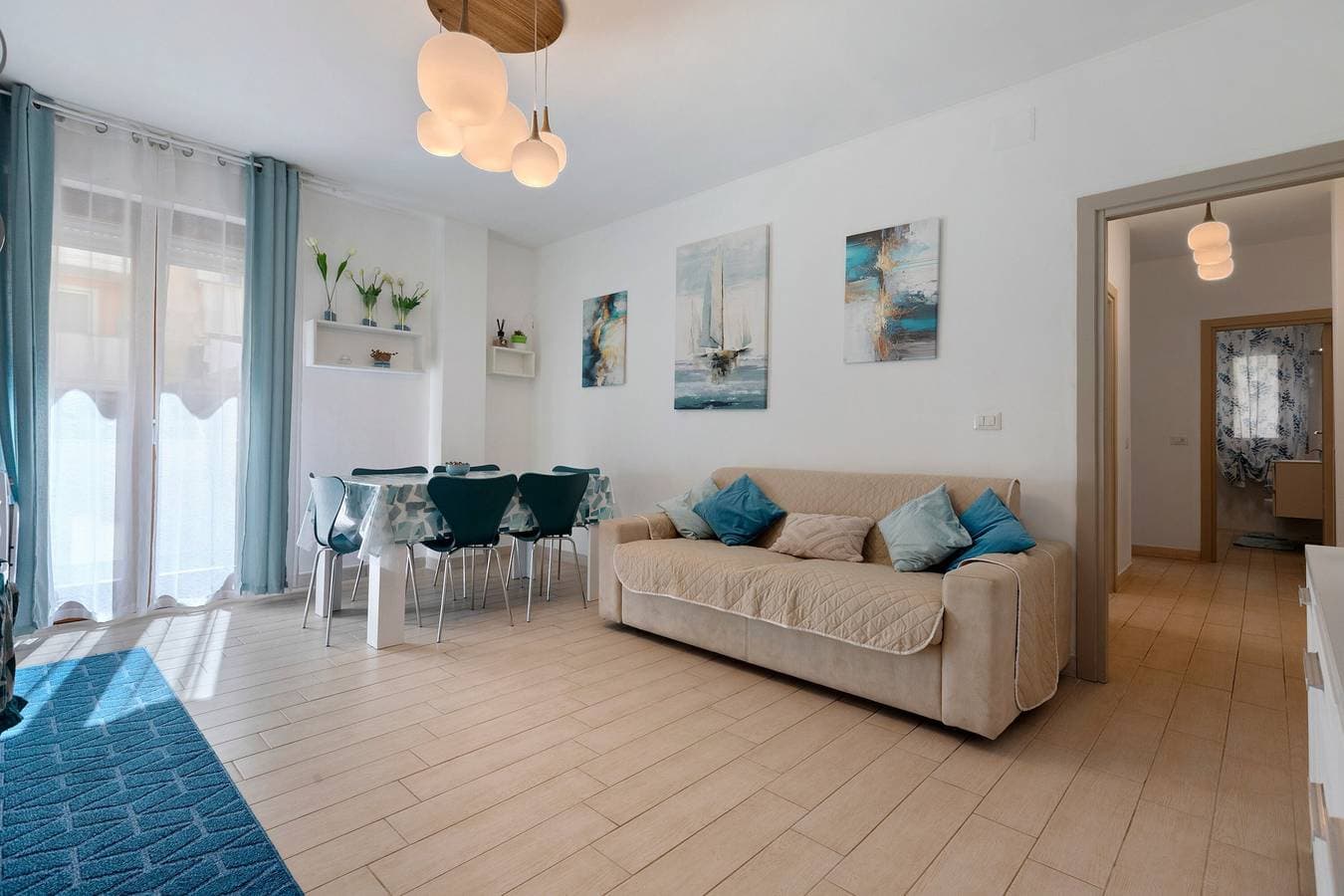 Apartment For 6 People Near The Sea 1