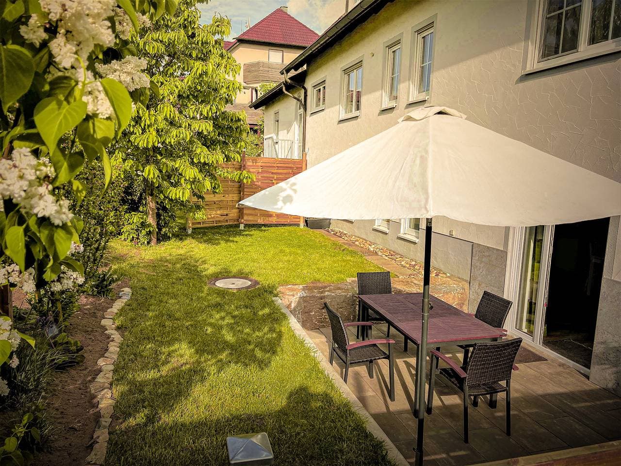 Foto 6 von 8: Ferienwohnung Weininsel - Ferienwohnung (75 qm) mit eigener Terrasse