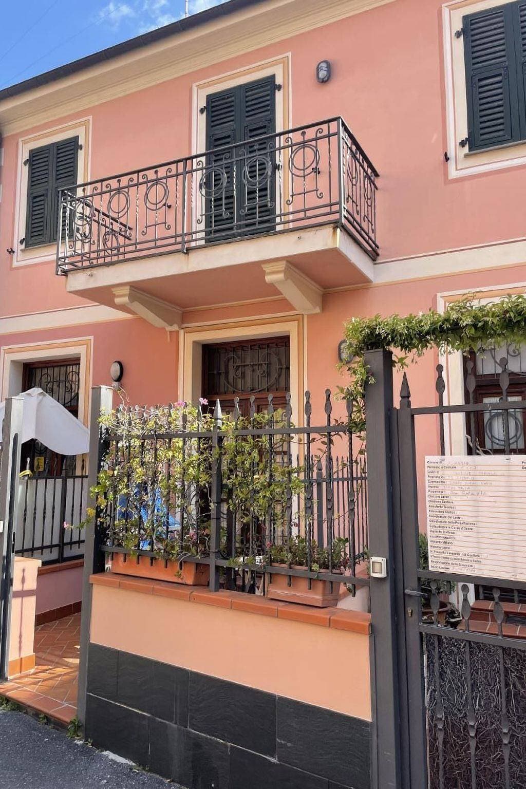 Foto 10 von 25: Alassio Beach House - Seaside Relaxed Living