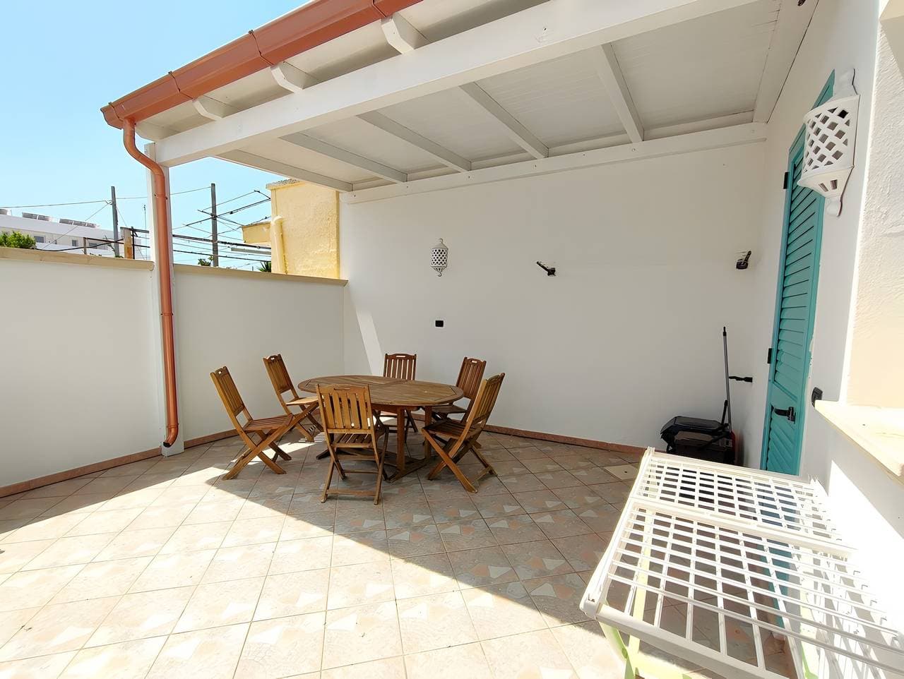 Foto 5 von 29: Ferienhaus 'Villetta A 200 Mt Dalle Spiagge' mit privatem Garten und Klimaanlage