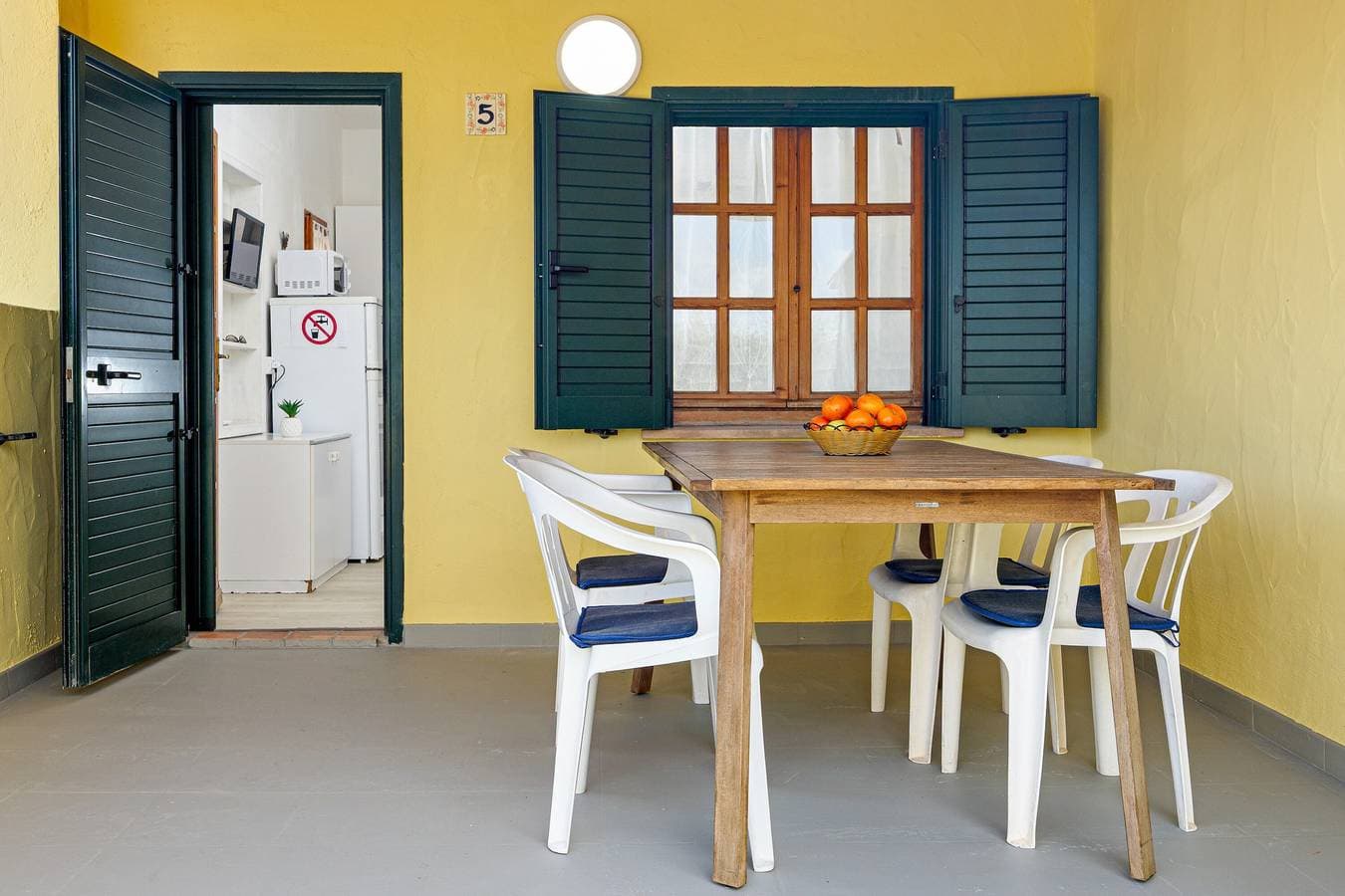 Foto 3 von 20: Ferienhaus 'I Giardini Di Cala D'ambra' mit gemeinsamer Terrasse und Klimaanlage