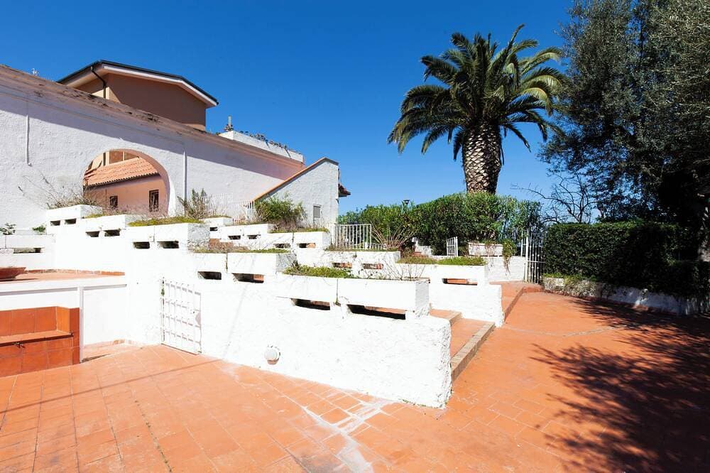 Foto 8 von 17: A Paradise in Sorrento with a Pool