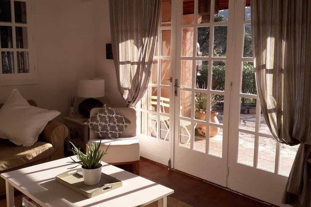 Foto 10 von 30: ** Sonderpreise ** Wunderschönes Strandhaus in der Nähe von St. Tropez - Meerblick - 3 Minuten zum Meer