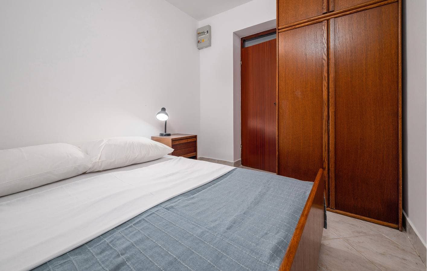 Foto 6 von 23: Gemütliche 2-Zimmer-Wohnung mit Terrasse, WLAN und Zugang zum Strand