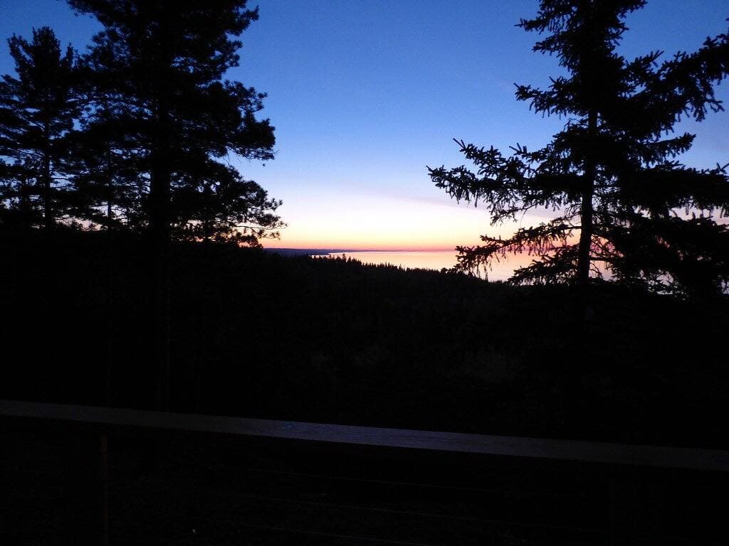 Foto 11 von 49: Tettegouche Cedar Log Cabin Unglaubliche Aussicht auf den Oberen See