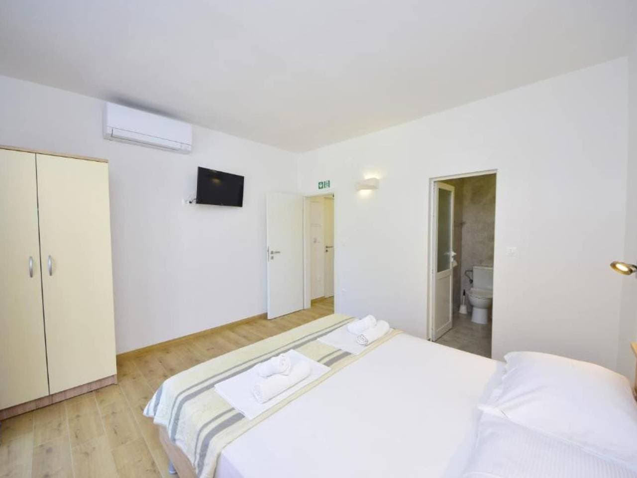 Adriatic Guesthouse Balota with Shared Pool- Bungalow with Terrace (1) 1