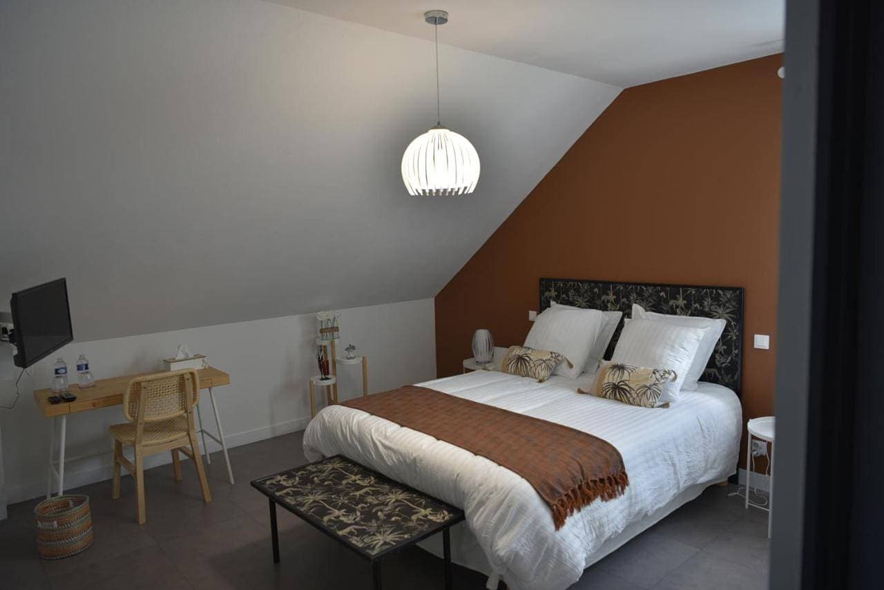 Foto 5 von 8: Double Room with Private Bathroom