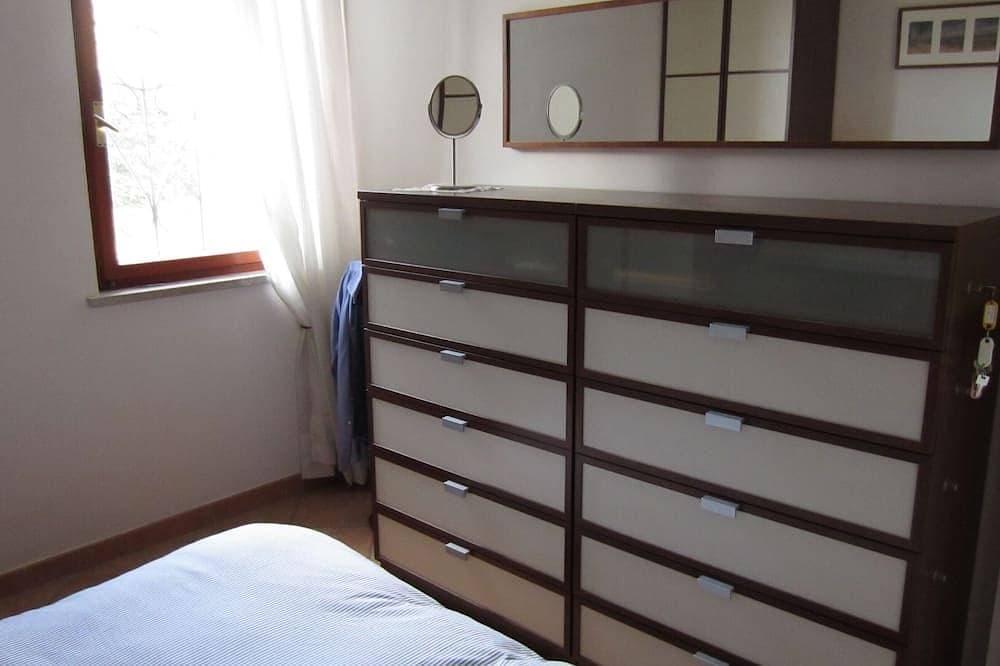 Foto 3 von 30: Residence Blue Lake Lake Front mit 2 Schlafzimmern, 4 Betten, Parkplatz