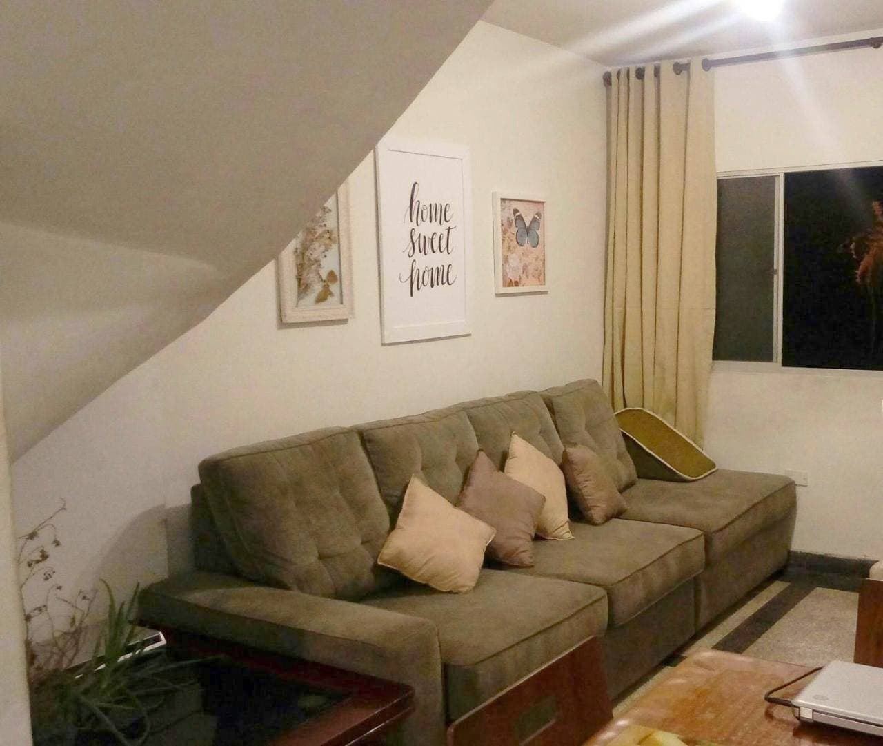 Minha Casa, Seu Hostel 1