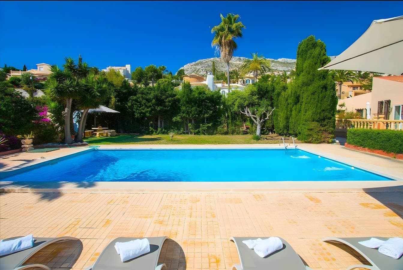 Villa Blanco 1