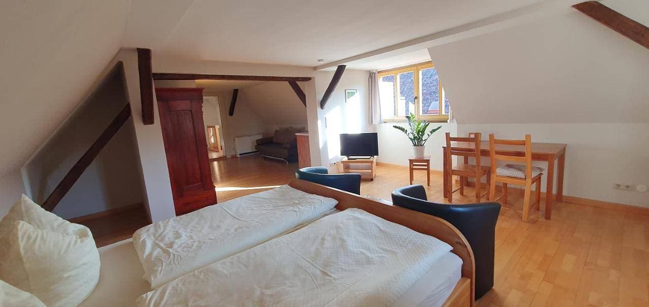 Foto 5 von 9: Small Double Room