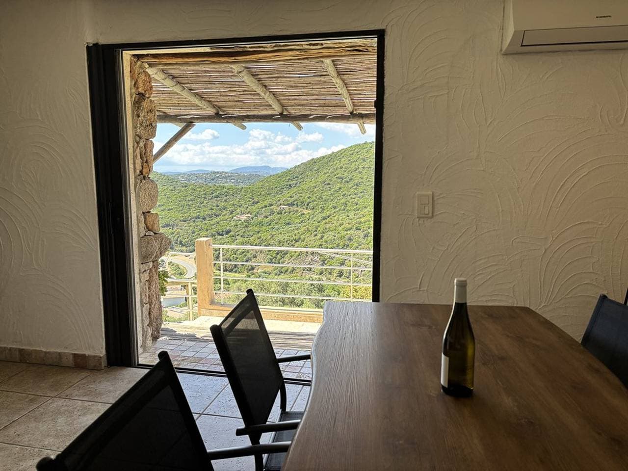 Foto 6 von 16: F3 Wohnung mit Pool und Meerblick in Fautea