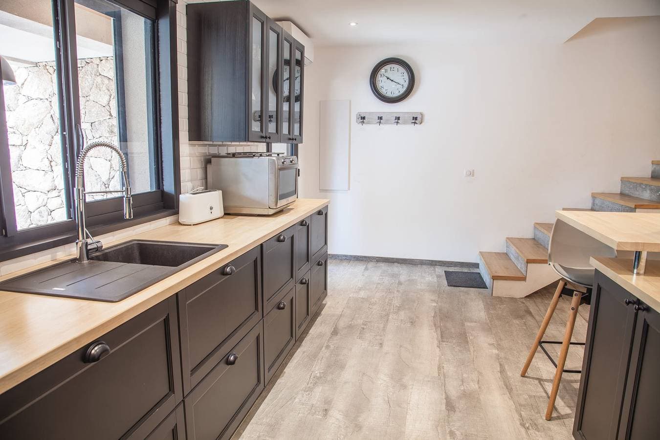 Foto 2 von 19: Ferienwohnung für 4 Personen mit Balkon