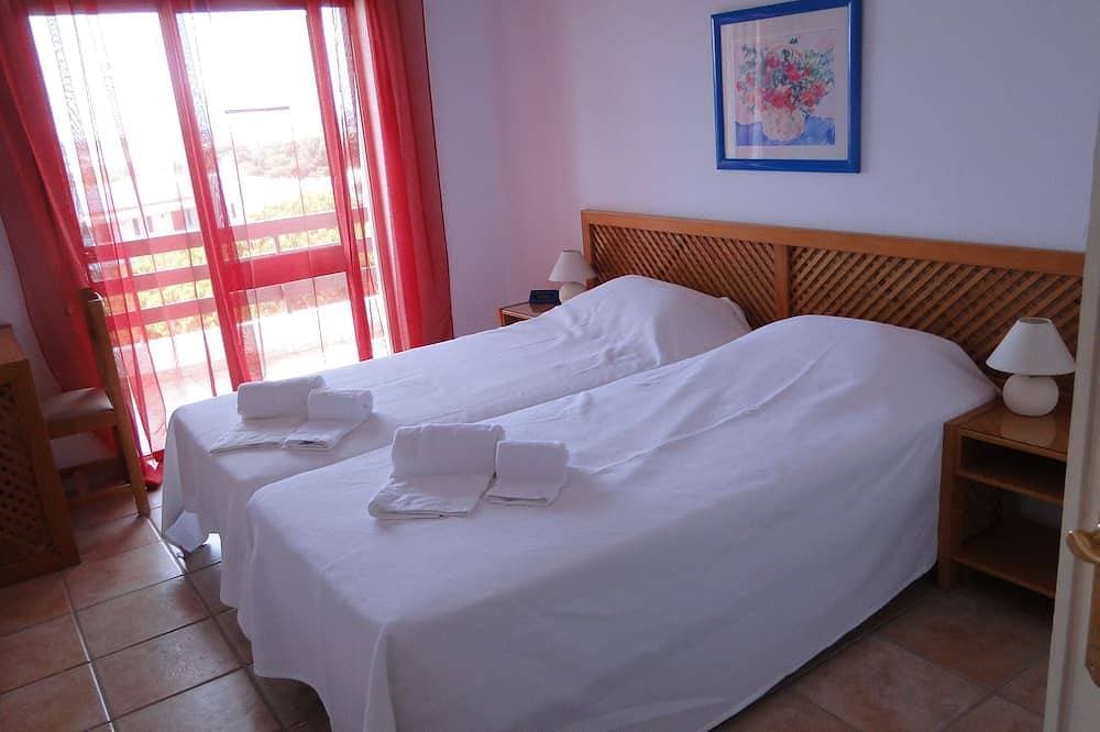 Foto 2 von 30: Vilamoura, Gute Lage mit Meerblick und Swimmingpools