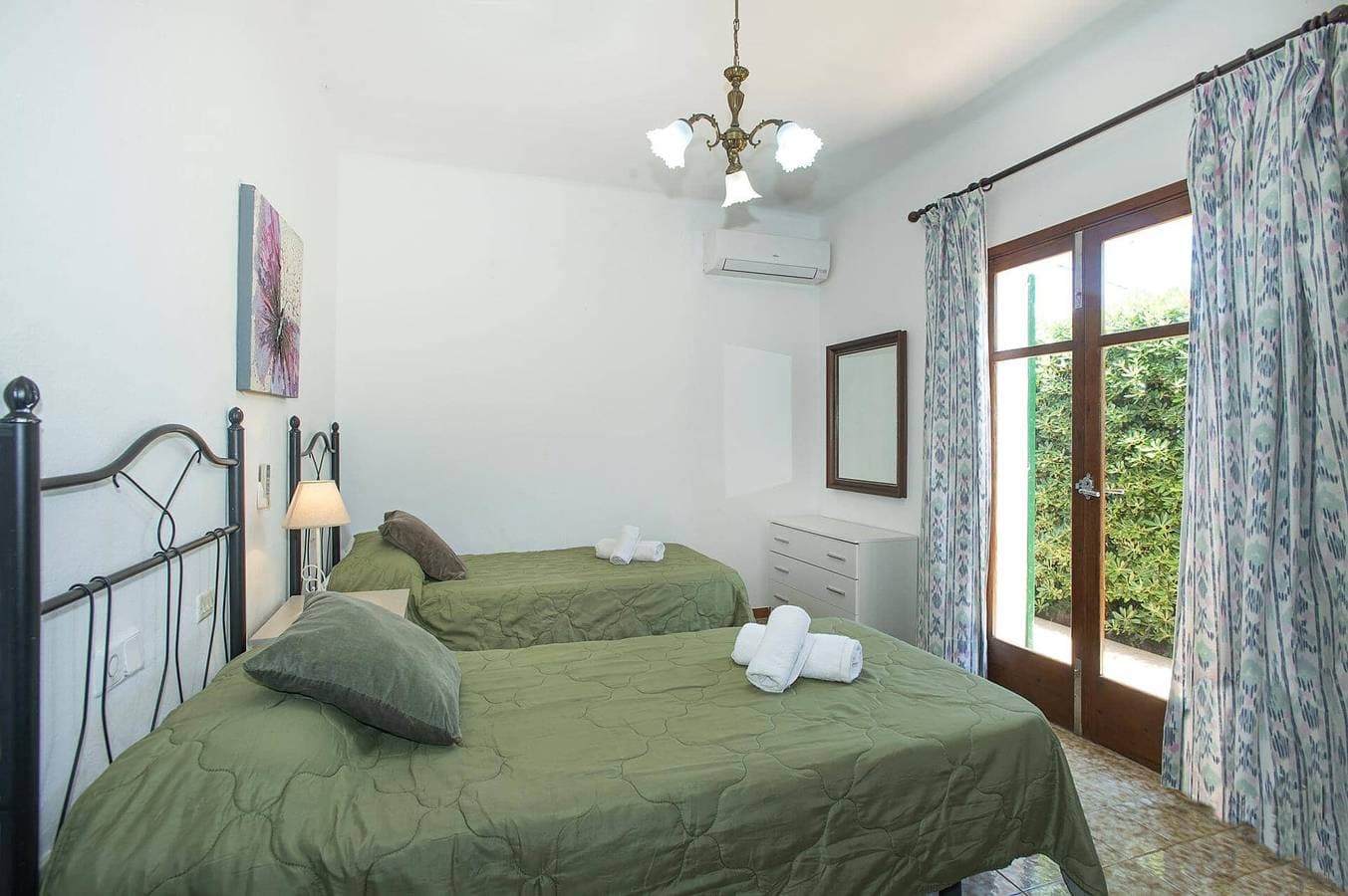 Foto 5 von 27: Villa für 10 Personen mit Garten