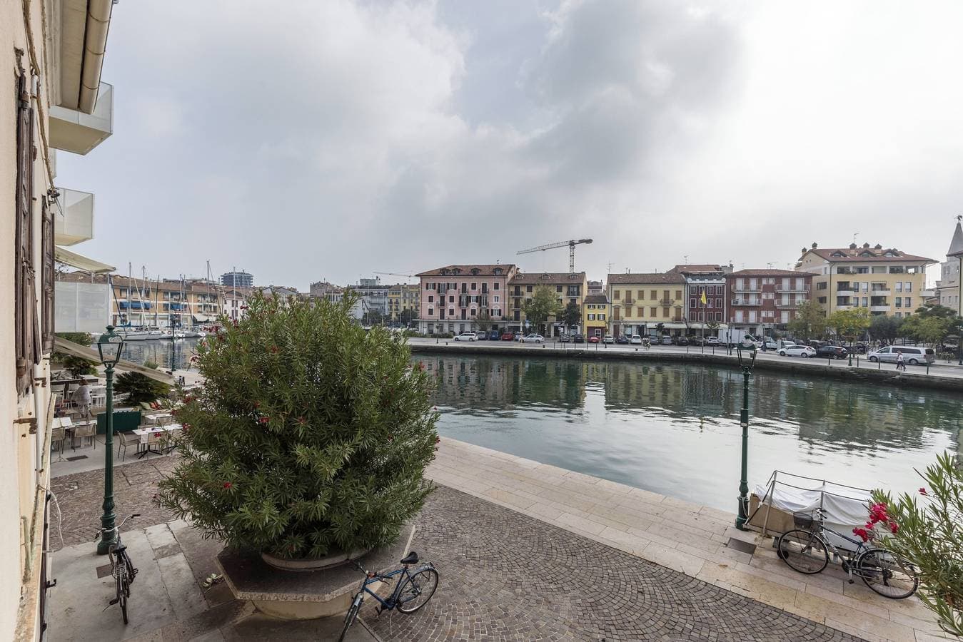 Foto 6 von 23: Ferienwohnung 'Al Porticciolo' mit Meerblick, Balkon und Klimaanlage