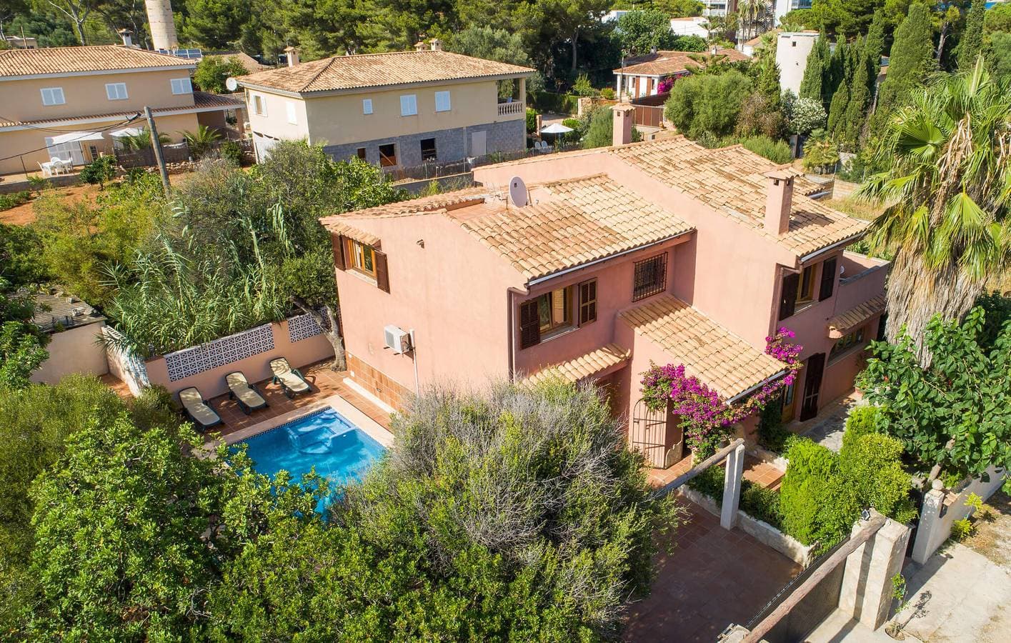 Foto 4 von 49: Sonnige Wohnung mit Terrasse und Pool, 1,5 km zum Strand