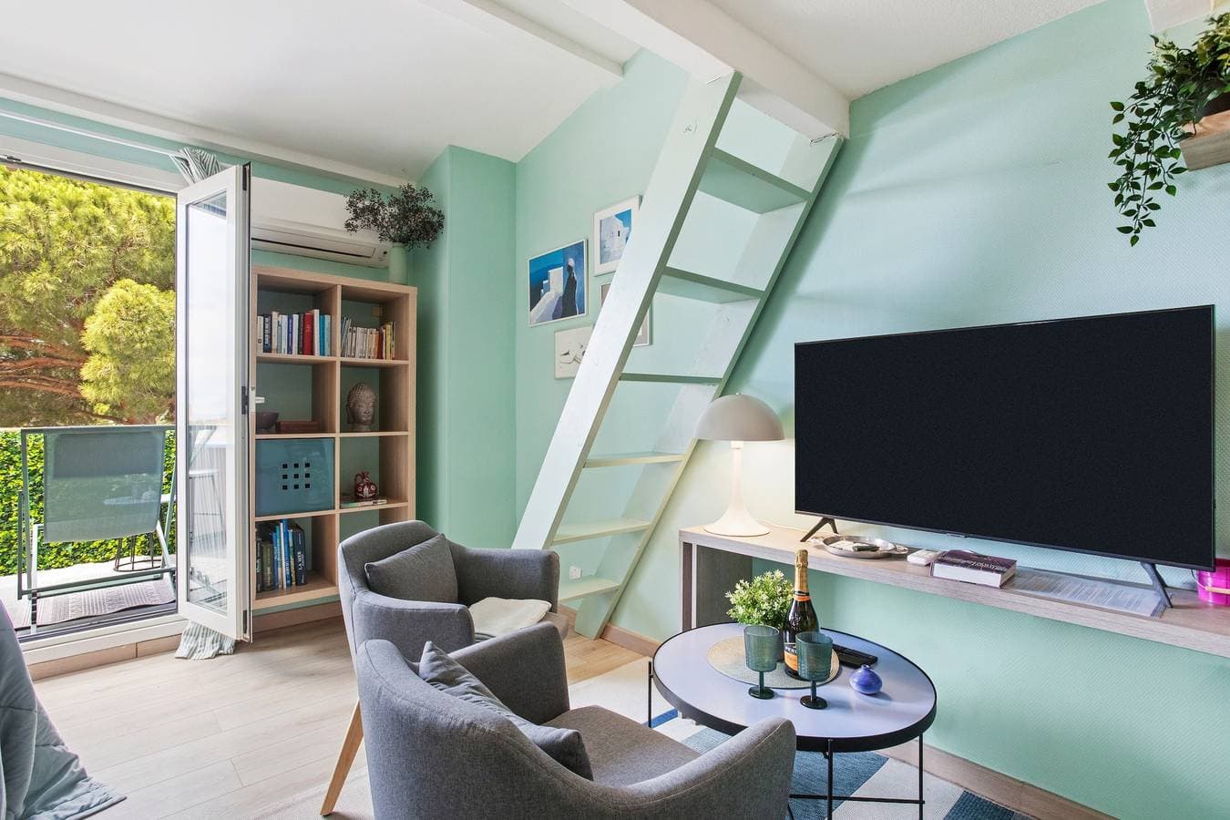 Foto 7 von 41: Appartement 'Ein kleines Paradies in Gigaro' mit Meerblick, WLAN und Klimaanlage