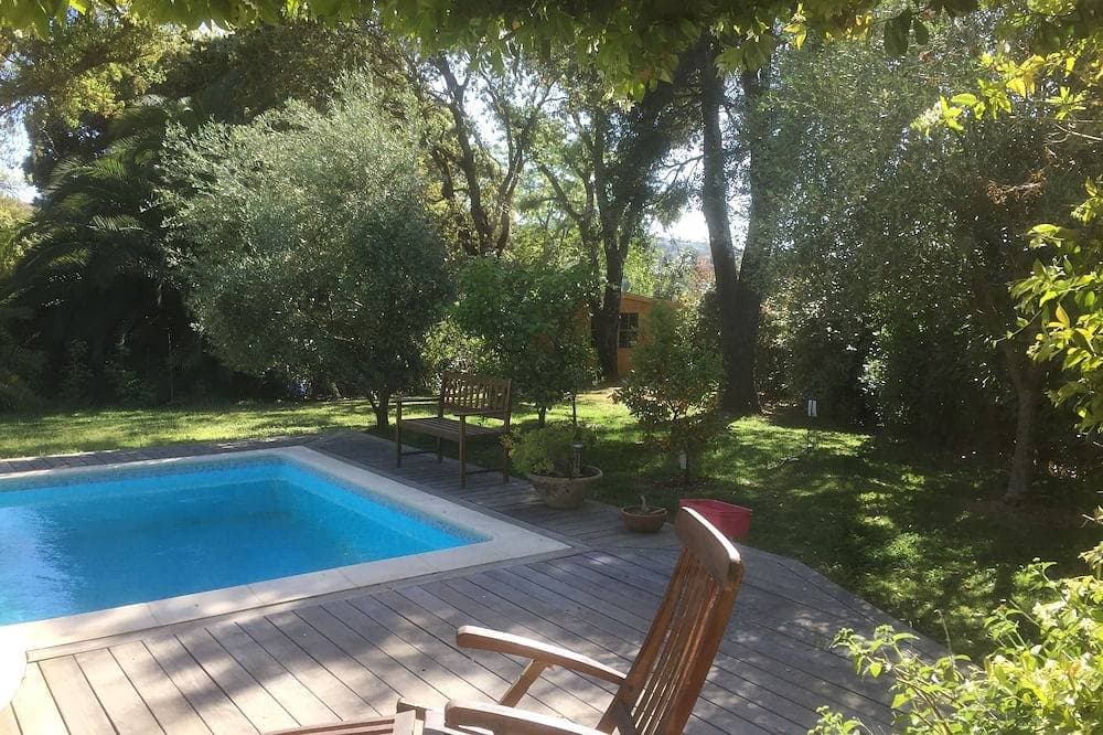 Ruhig charmantes kleines Haus mit Pool und Meer zu Fuß in Porticcio Zentrum 1