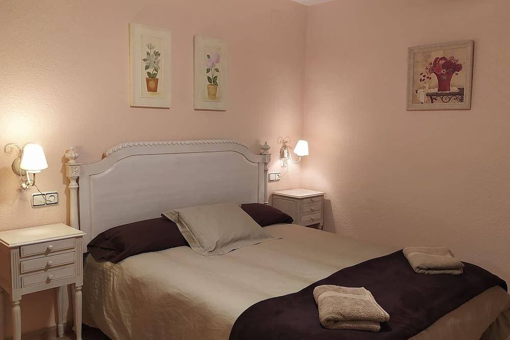 Foto 3 von 30: Angebot Juli-August Villa mit privatem Pool und Garten