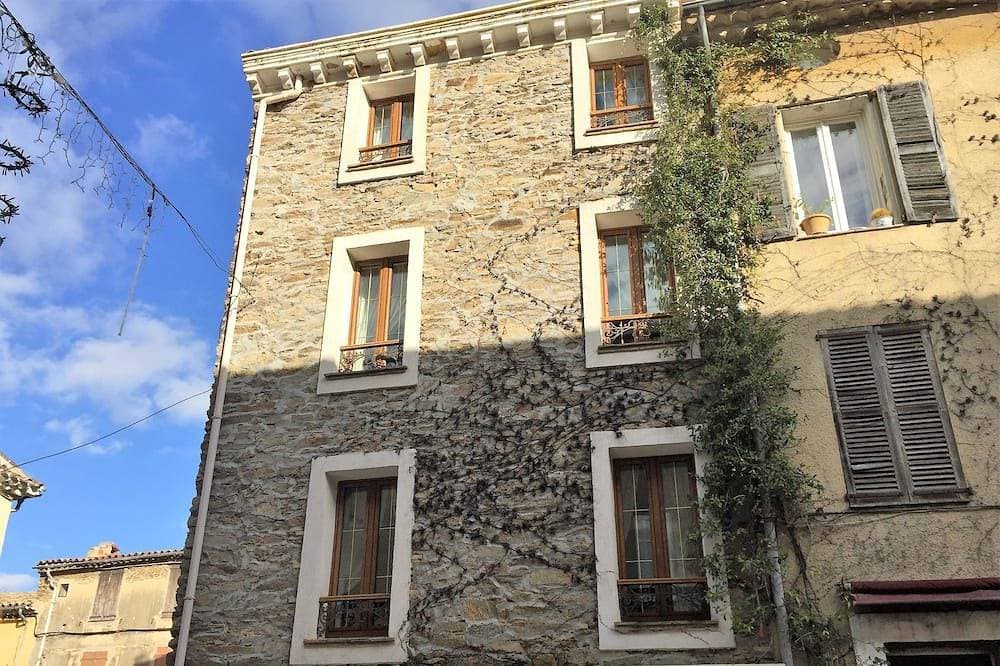 Dorfhaus im Herzen von La Garde Freinet 1