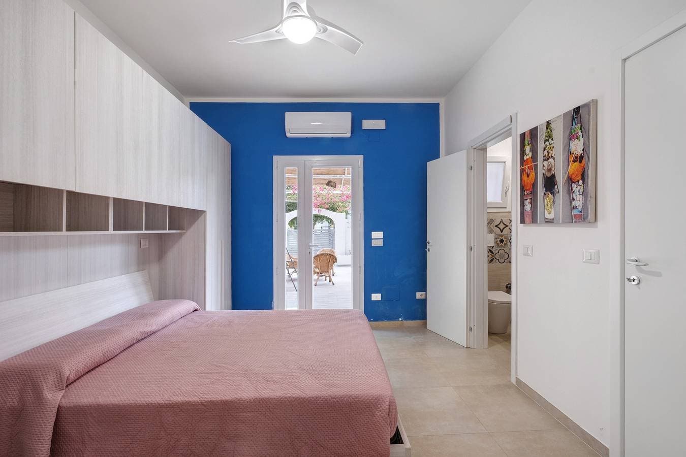 Foto 8 von 22: Villa „Bicos“ mit privatem Garten, Balkon und Klimaanlage