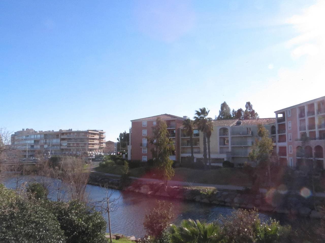 Klimatisiertes Studio mit Parkplatz und Balkon nahe am Strand in Sainte-Maxime 1