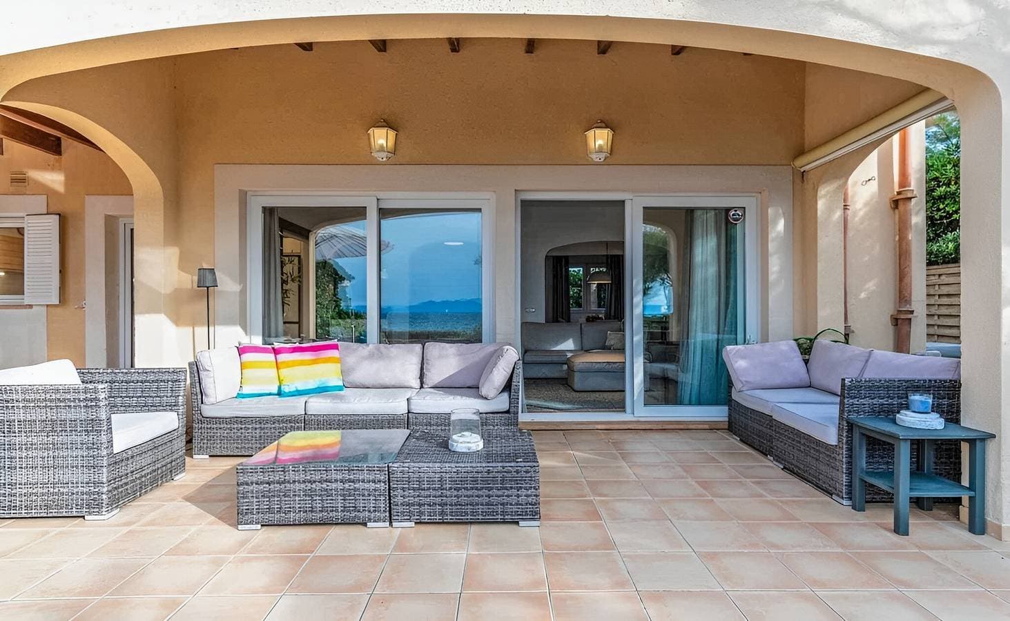 Foto 5 von 28: Ferienhaus 'Embat' mit Meerblick, WLAN und Klimaanlage