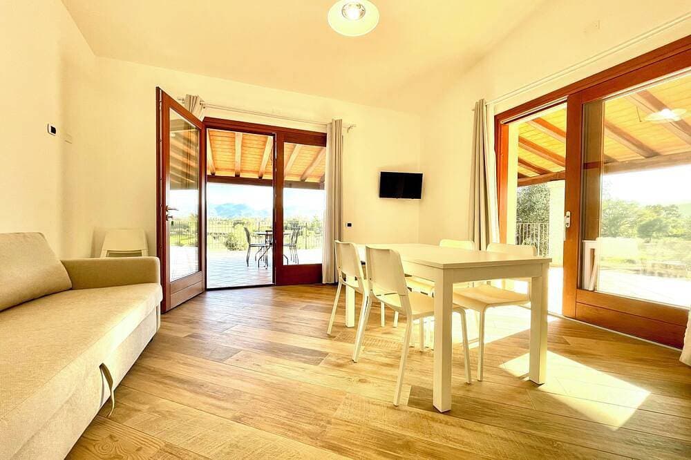 Foto 9 von 12: \" Cronta Apartments Deluxe with Terrace \"