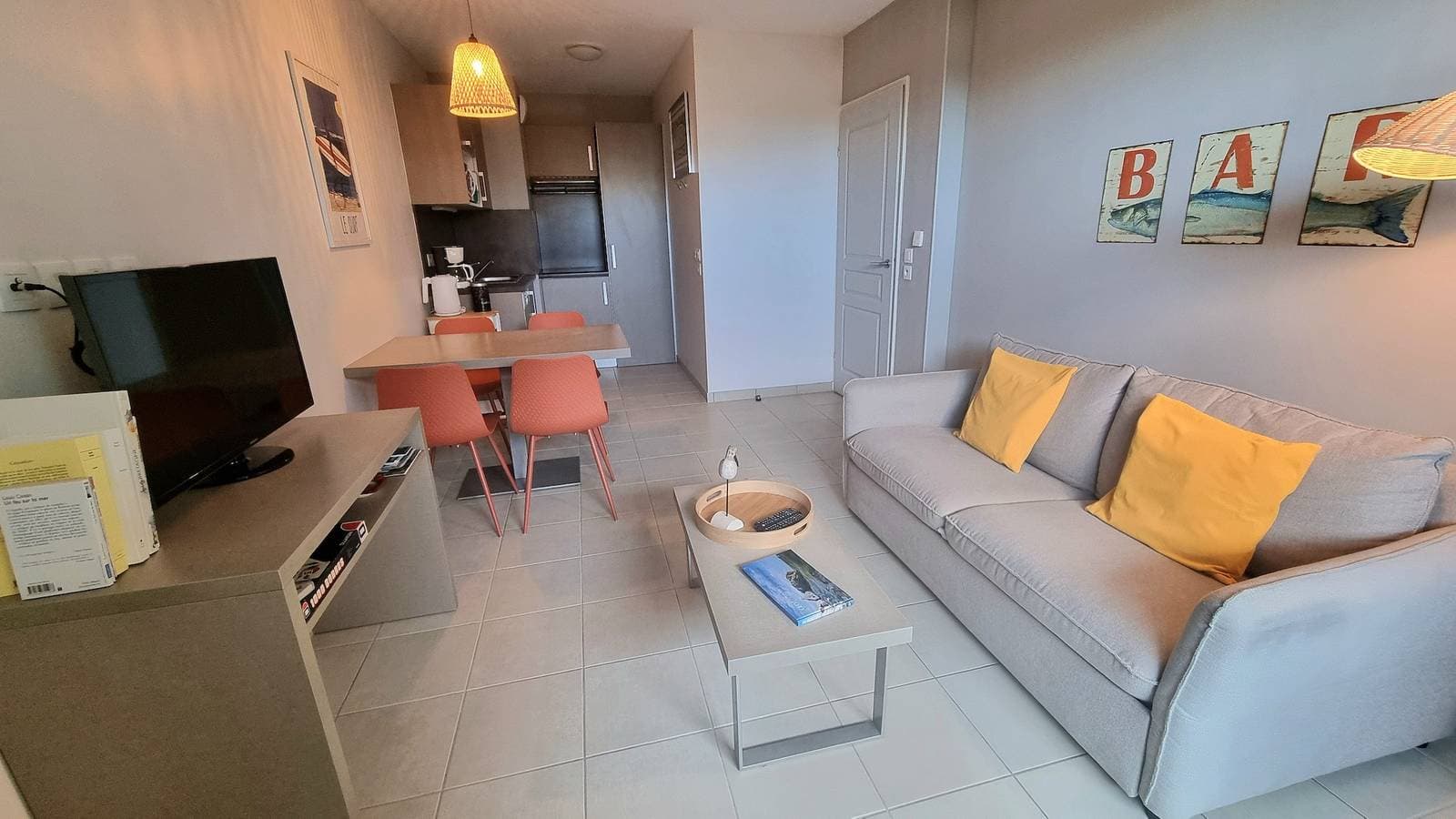 Foto 11 von 17: Ferienwohnung für 4 Personen mit Terrasse