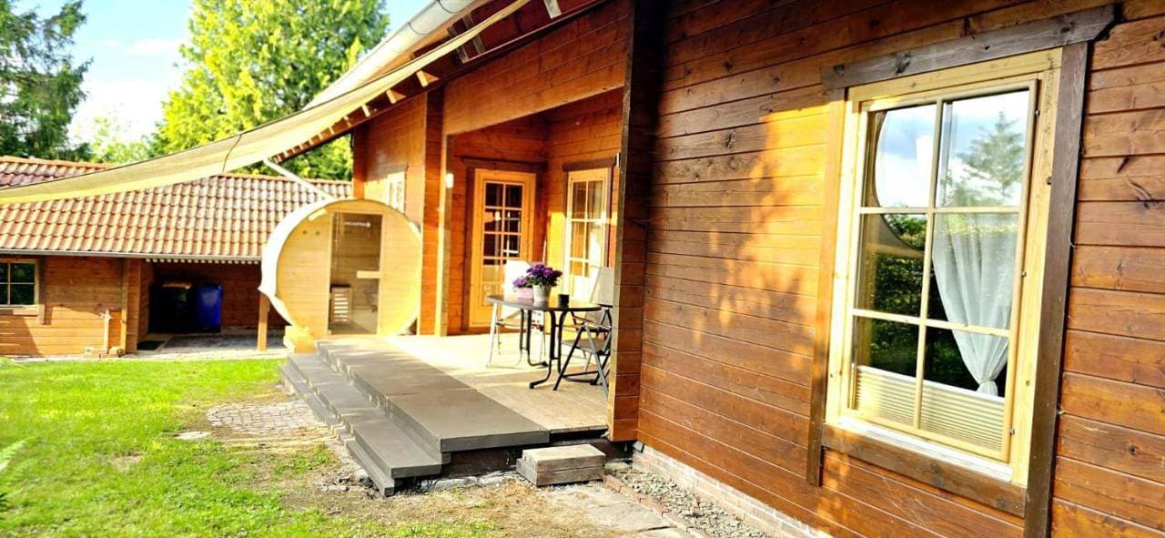 Foto 2 von 35: Three-Bedroom House