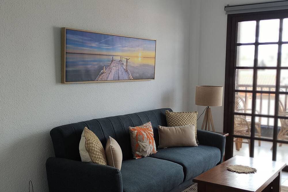 Foto 4 von 12: Precioso Apartamento con Piscina Junto al mar
