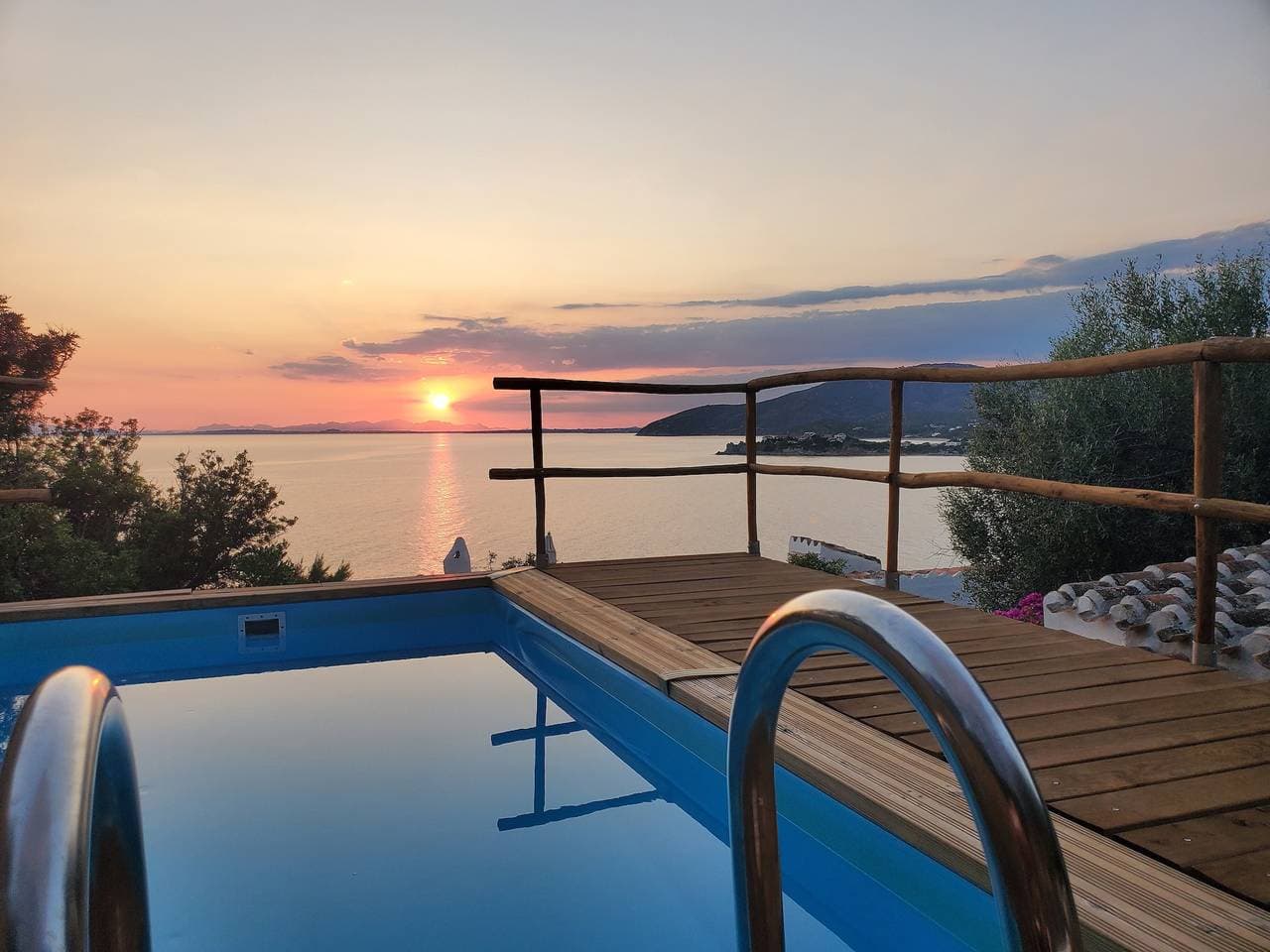 Foto 2 von 44: Villa Renata – Sonnenuntergang am Meer, direkter Zugang zur Küste, 11 Gäste