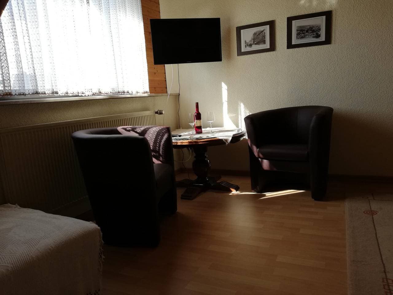 Foto 2 von 18: Dreibettzimmer Dusche/Wc