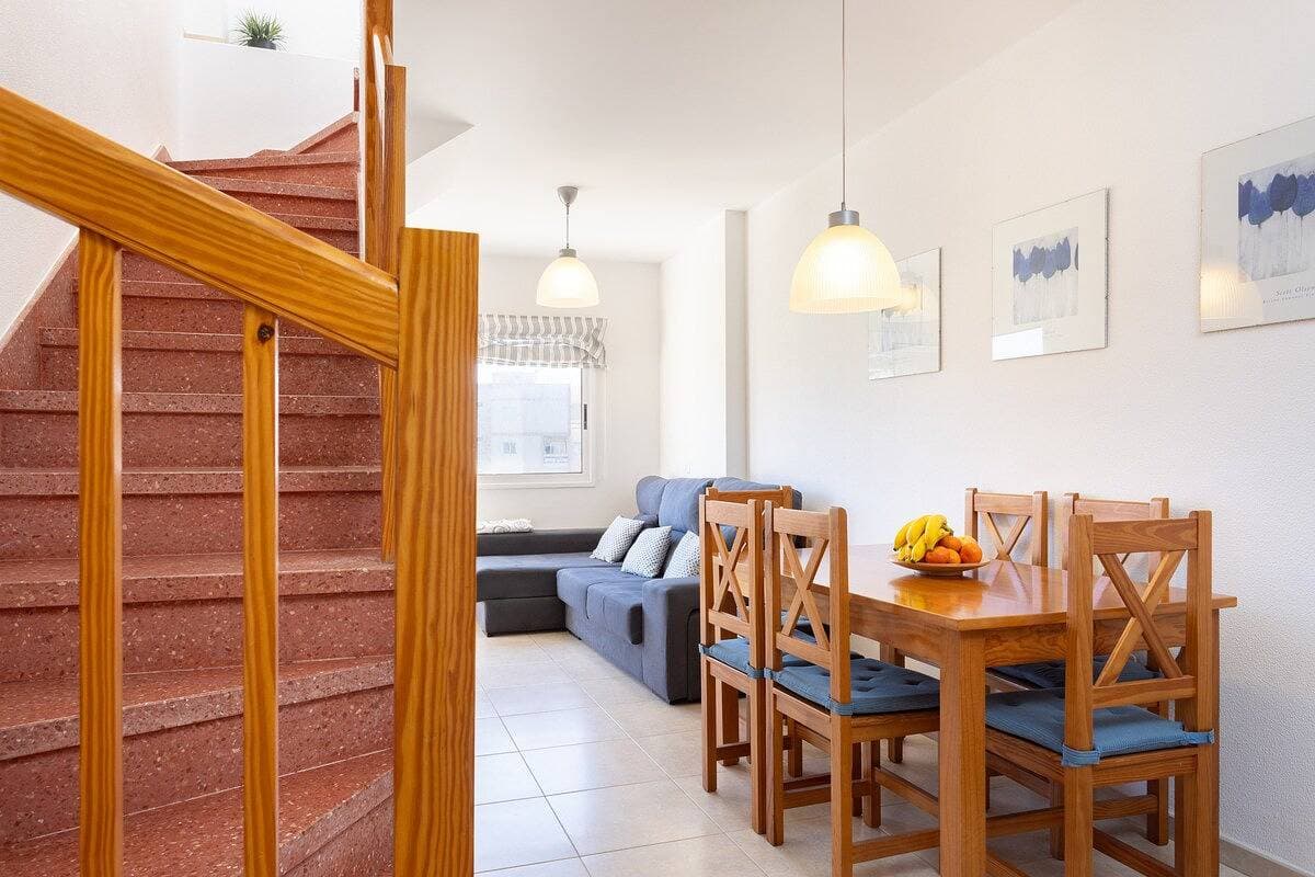 Foto 11 von 39: Ferienwohnung für 4 Personen mit Terrasse