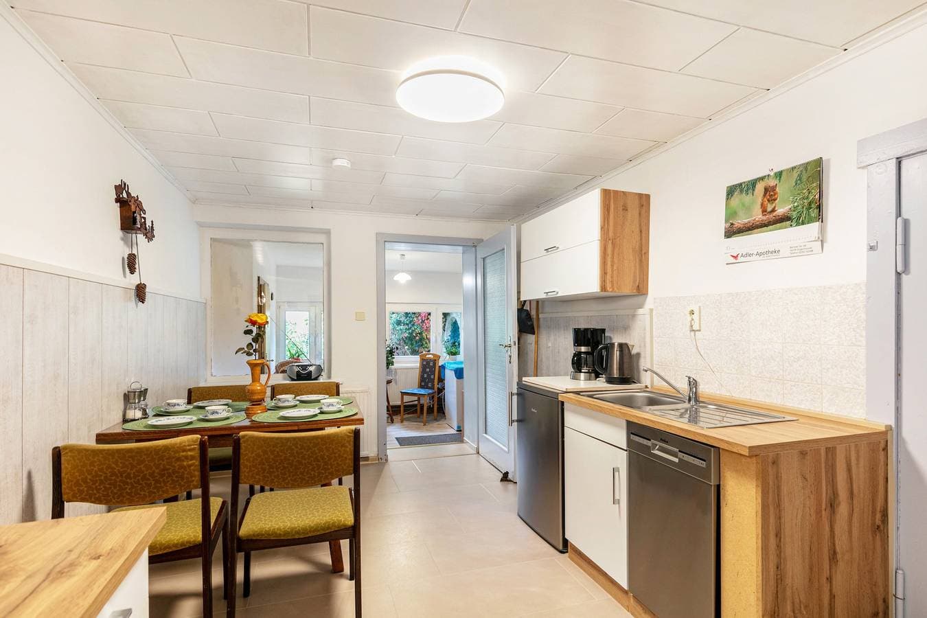 Foto 7 von 27: Ferienwohnung 'Im Blumengarten' mit WLAN, Terrasse & Garten