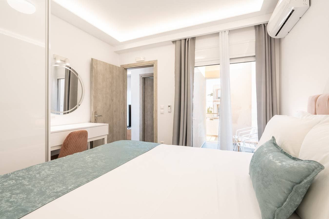 Foto 12 von 22: Ferienwohnung 'Velvet 2' mit Bergblick, Wi-Fi und Klimaanlage