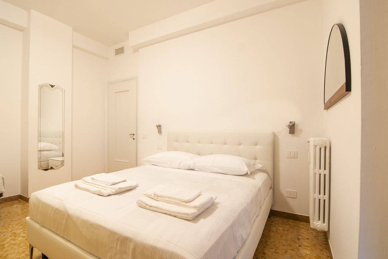 Foto 8 von 44: Ferienwohnung für 4 Personen mit Balkon/Terrasse
