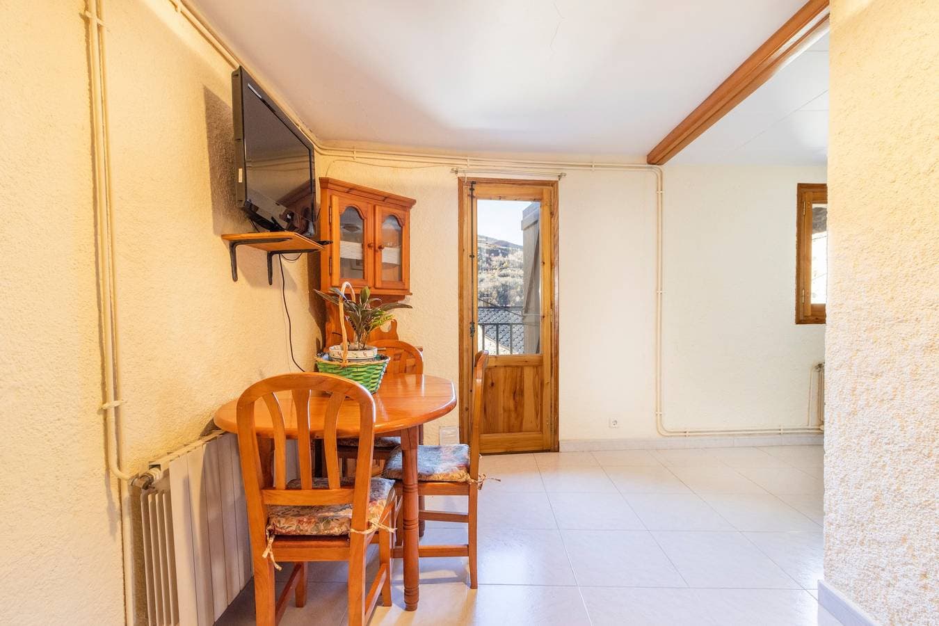 Foto 4 von 20: Ferienwohnung 'El Case' mit Bergblick und Privatem Garten