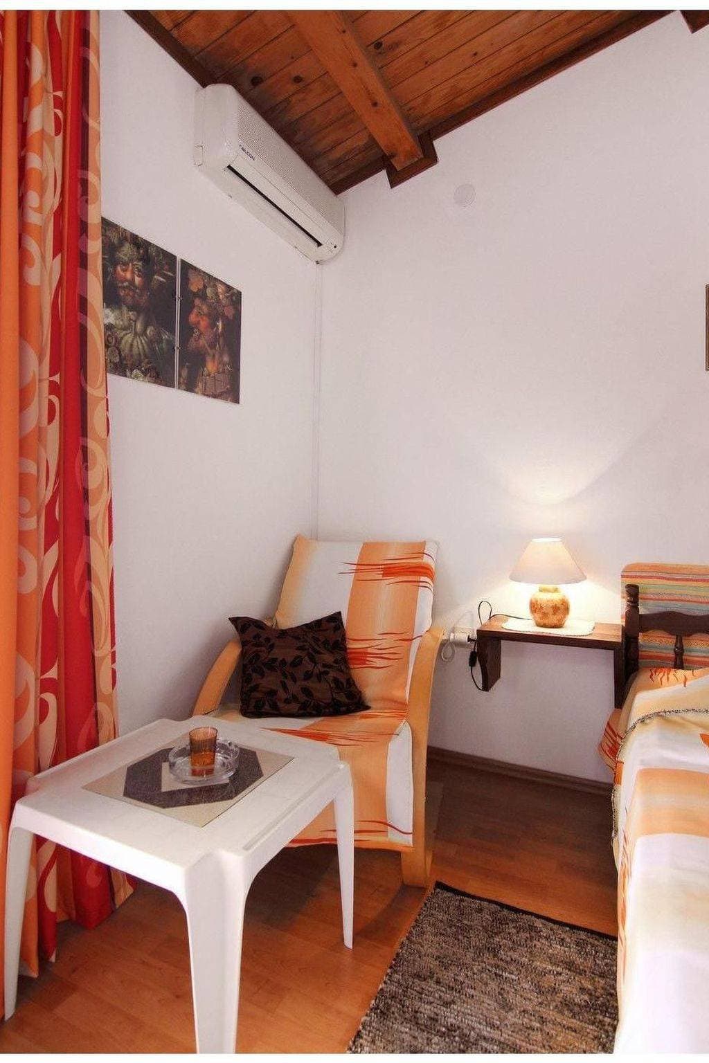 Foto 4 von 17: Klimatisiertes Studio für zwei Personen
